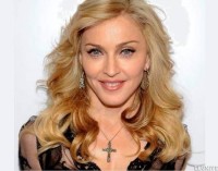En Filadelfia, Madonna “da su bendición” al papa