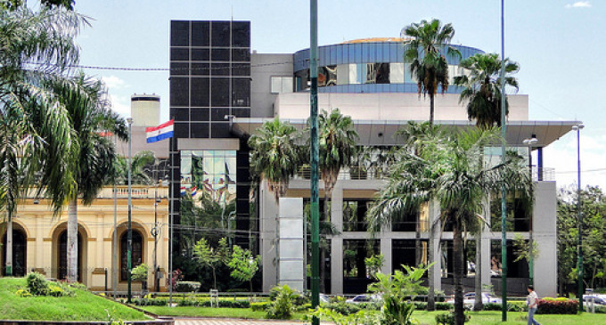 Convocan a concurso para cubrir la vacancia en RRHH del Senado