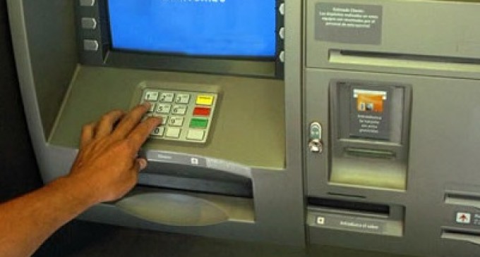 Ministro aclara que no se maneja posible aumento del salario mínimo