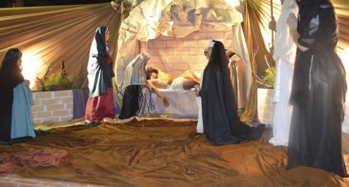 Viacrucis en Luque: “Una mezcla entre el arte y la religión”