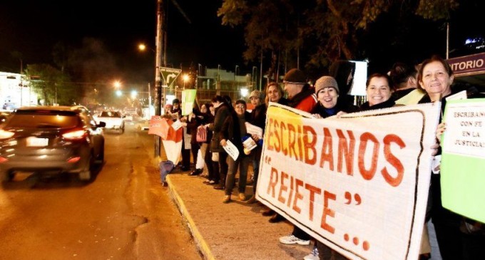 Escribanos sin registro siguen aguardando respuesta de Diputados