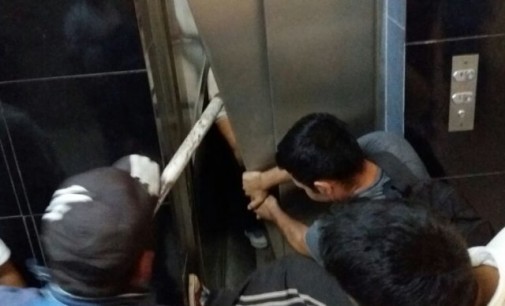 IPS: Cuestionan procedimiento para liberar a personas del ascensor