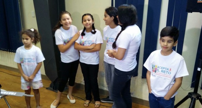 “Levantemos las manos por la Prevención VIH”