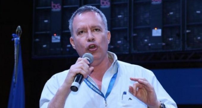 Senador Silva Facetti niega impulsar campaña pro reelección