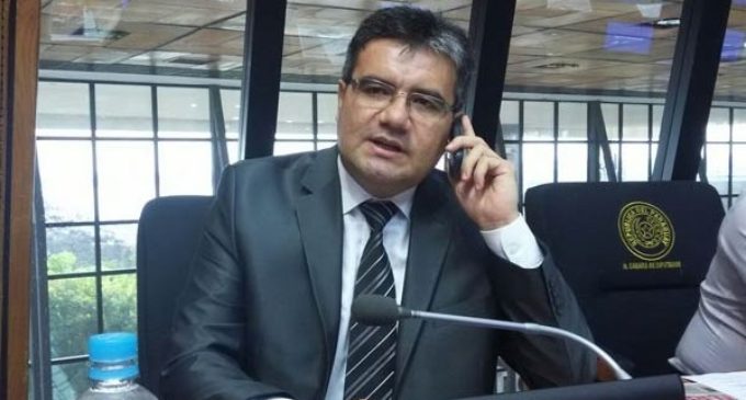 “Este es un gobierno de tinte dictatorial, esa postura no va cambiar”