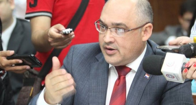 “Nunca llamé para presionar o extorsionar, el que acusa, que lo demuestre”