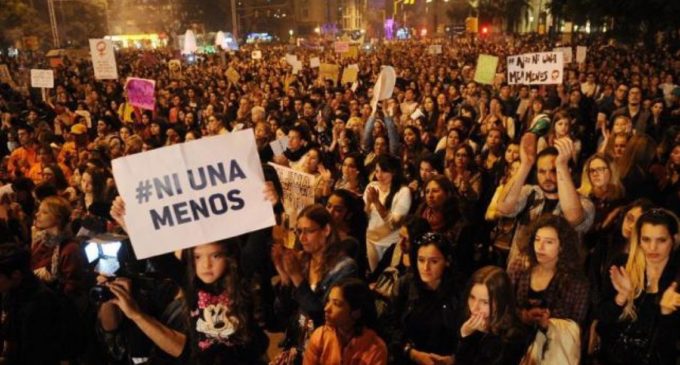 Mujeres paraguayas se suman al paro internacional