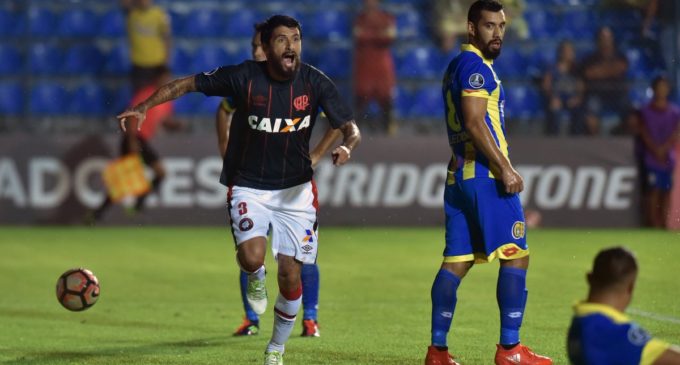 Paranaense venció 1 a 0 a Capiatá y clasificó
