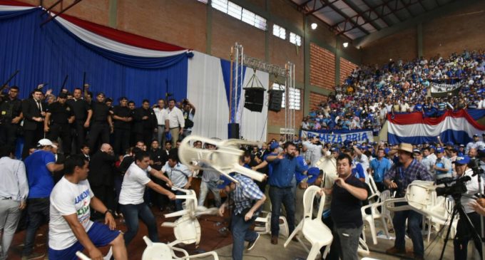 Sillazos, golpes y agresiones en previa a Convención PLRA