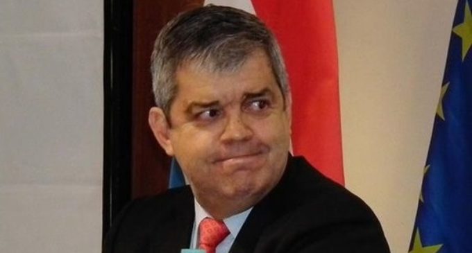 Aún sin solución a tres días del inicio de clases