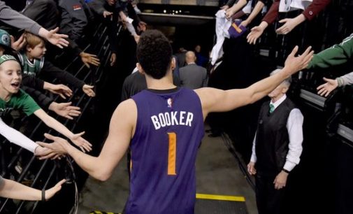 Devin Booker, el NBA de 20 años que batió la mejor marca de Michael Jordan en un partido: 70 puntos