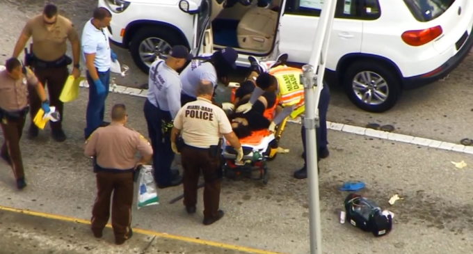 Tiroteo en centro comercial de Miami: Un muerto y dos heridos