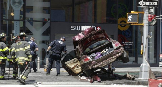 Rompió el silencio el hombre que atropelló a una multitud en Times Square y reveló las razones de su ataque