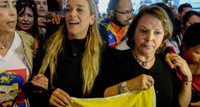 Lilian Tintori visitó a su esposo en la cárcel y transmitió su mensaje