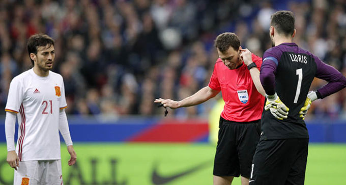 VAR: qué es y cómo funciona el videoarbitraje en el fútbol