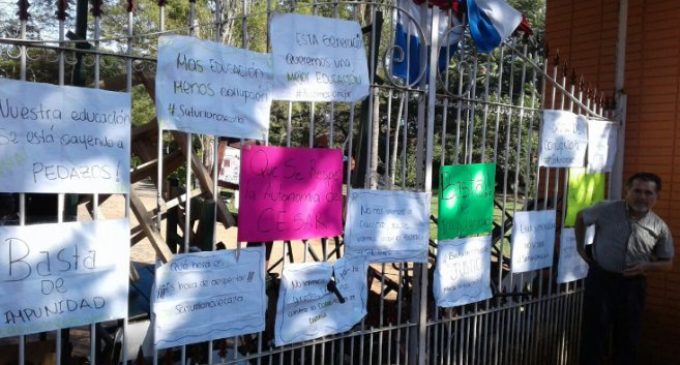 Toma de colegio: Alumnos del Saturio Ríos denuncian acoso y maltratos