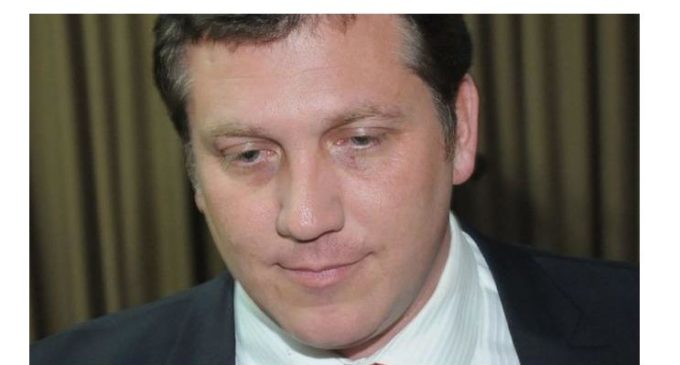 Acusan a Alejandro Domínguez de estar igual de “sucio” que Leoz
