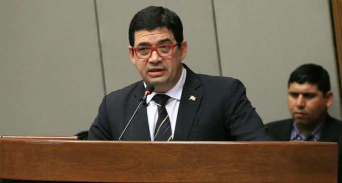Velázquez se despidió de la presidencia de Diputados