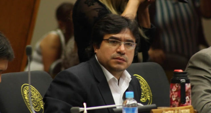 Consejo de la Magistratura advierte que parará actividades si oficialismo remueve a diputado J.J. Ríos
