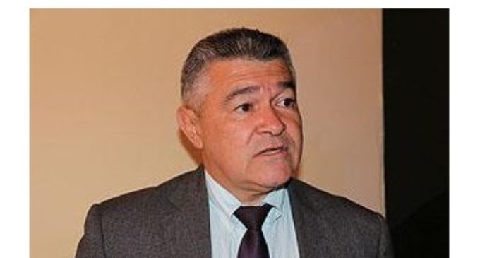 “Muchos parlamentarios saben que no tienen apoyo y quieren continuar bajo listas sábana”, dice diputado
