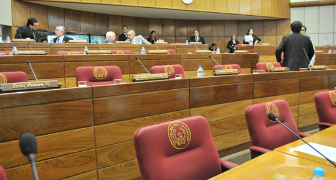 Senado no sesiona por falta de quórum