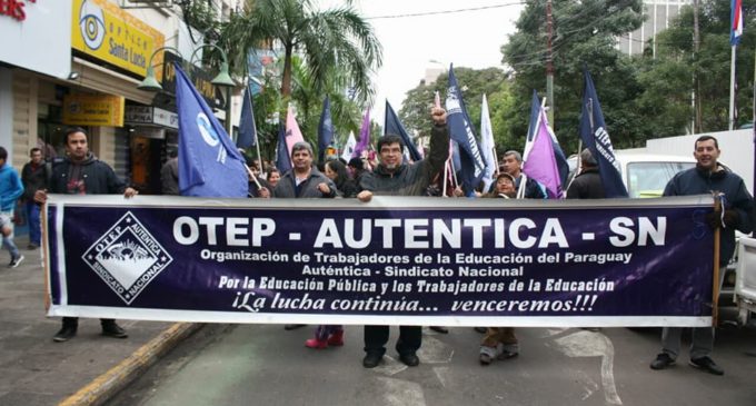 Docentes marcharán este viernes