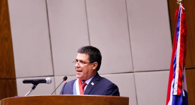 “Los cargos públicos son para servir y no para servirse”