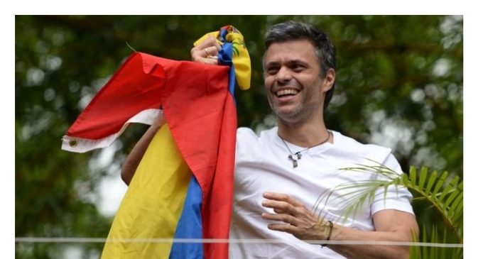 “No estoy dispuesto a claudicar en mi lucha”: el primer mensaje de Leopoldo López desde el arresto domiciliario