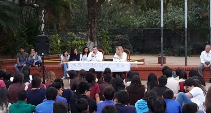 Estudiantes piden al MEC que revea censura de debates en los colegios