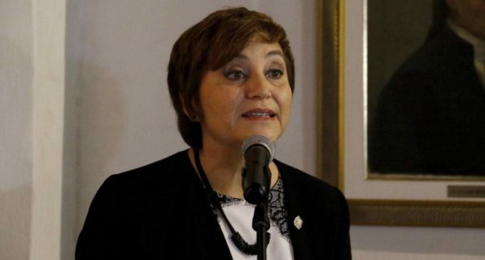 Premian a Berta Rojas con el galardón Carlos Colombino
