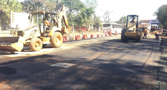 Obras del metrobús siguen generando caos