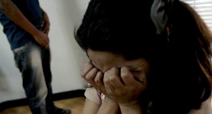Padre subía a facebook violación de su hija