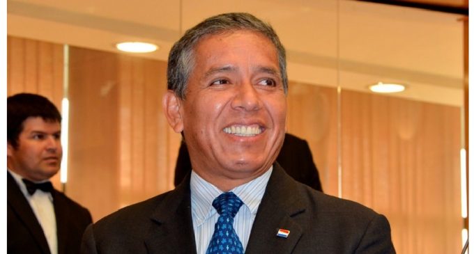 Senador Carlos Amarilla deja PLRA y pasa a nuevo movimiento de la diputada Olga Ferreira
