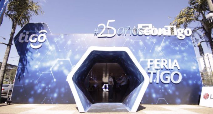 Tigo sigue celebrando sus 25 años con feria de Smartphone
