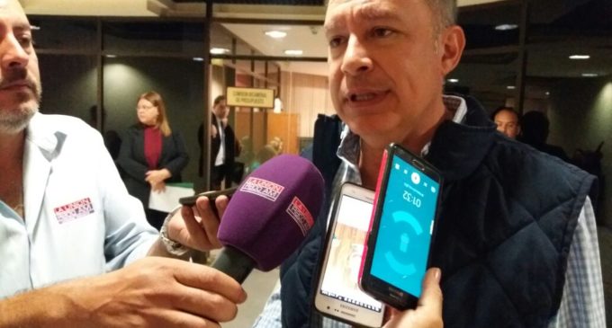 “Efraín solo habla irresponsablemente de alianzas sobre su persona”