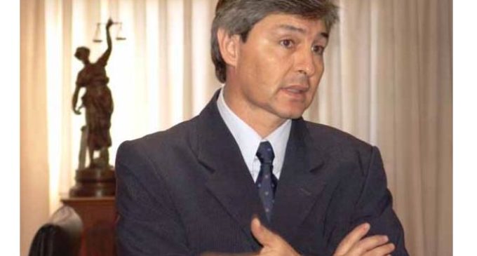Para magistrado, debe hacerse una reforma constitucional que quite la influencia política sobre la justicia