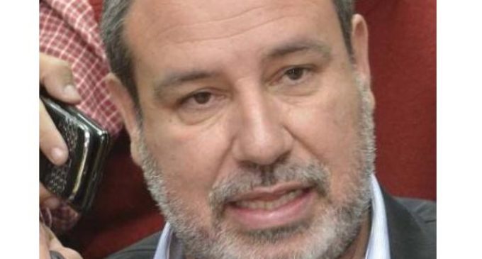“Por cuestiones políticas”, polideportivo no se construye en seccional de CDE, dice Gobernador