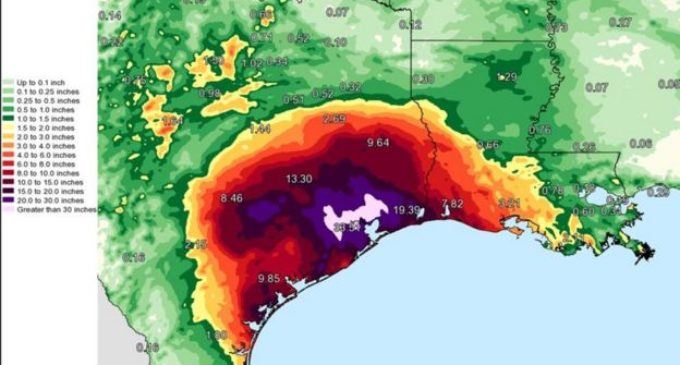 Tormenta Harvey obligó al Servicio Meteorológico de EE.UU. a incluir nuevos colores en mapas de lluvias