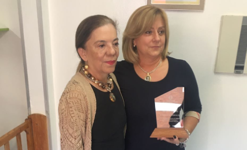 Diputada distingue a Laboratorios Lasca