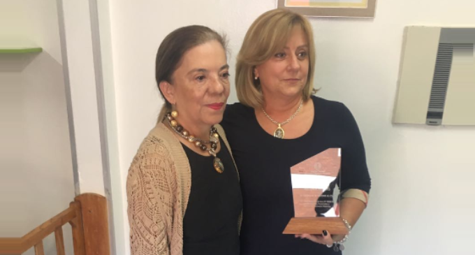 Diputada distingue a Laboratorios Lasca