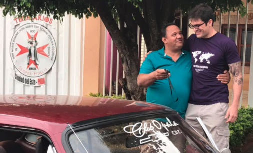 Paraguayo devolvió auto robado hace 16 años