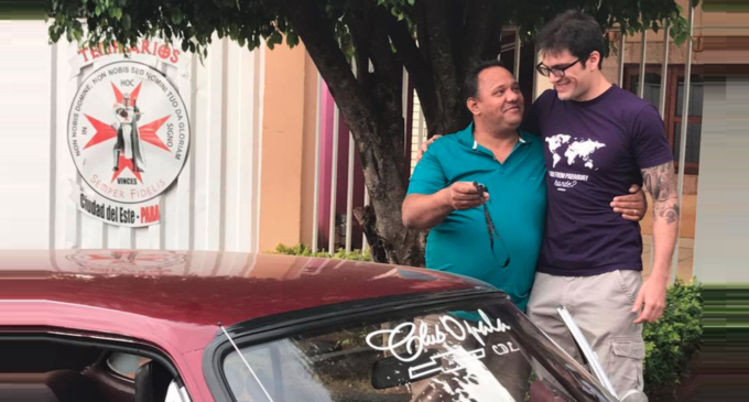 Paraguayo devolvió auto robado hace 16 años
