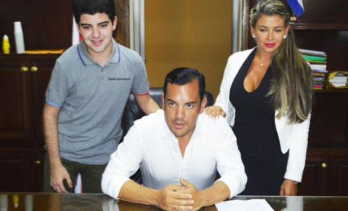 Gobernador, hasta octubre
