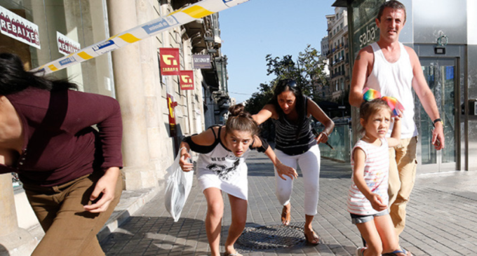 Estado Islámico se atribuye el atentado en España