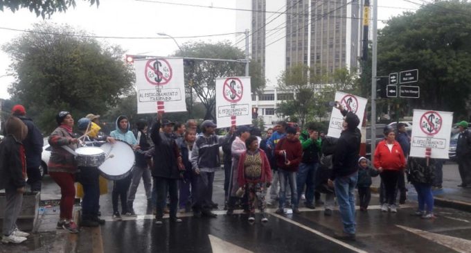 Cuida coches anuncian posible cierre de la Avda. Mcal. López