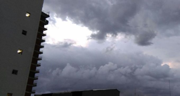 Anuncian lluvias y tormentas eléctricas para este jueves
