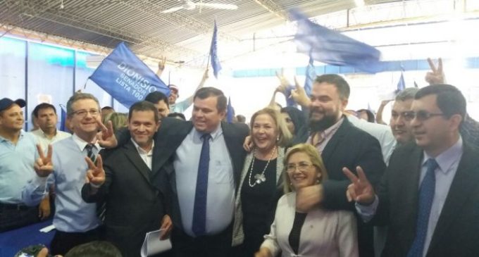 Movimiento Equipo País del PLRA inscribió candidaturas al Congreso