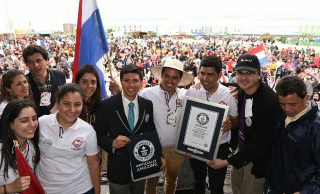 Paraguay logra Record Guinness por ronda más grande de tereré