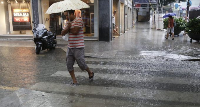 Anuncian fin de semana con lluvias, tormentas y entrada de frente frío