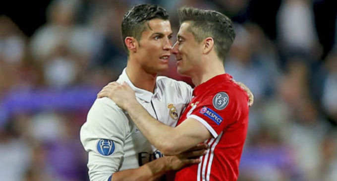 Eliminatorias europeas: Con ‘hat-trick’ Lewandowski desplaza a Cristiano
